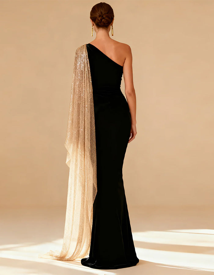Robe maxi noire brillante à une épaule avec fente et sequins