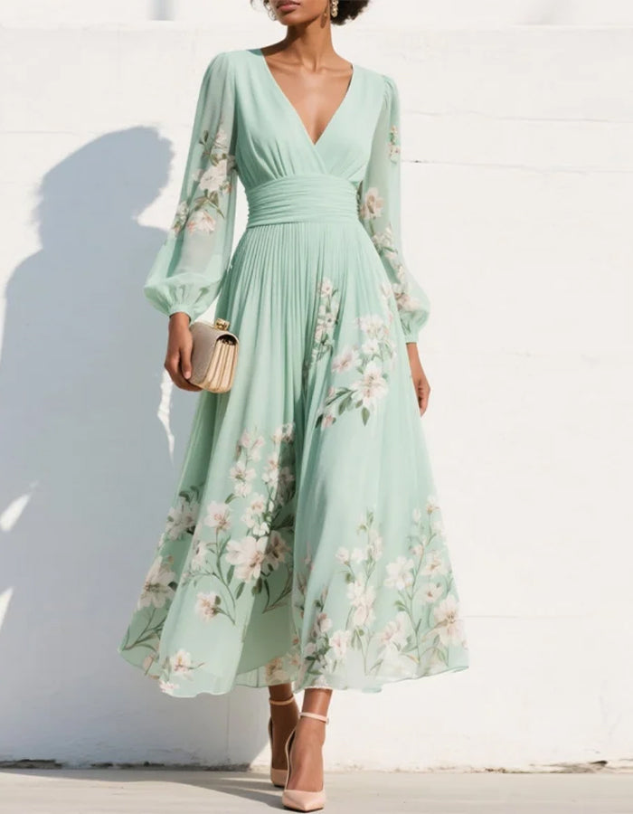 Anmutiges mintgrünes Chiffon-Midikleid mit geraffter Taille und Blumenstickerei