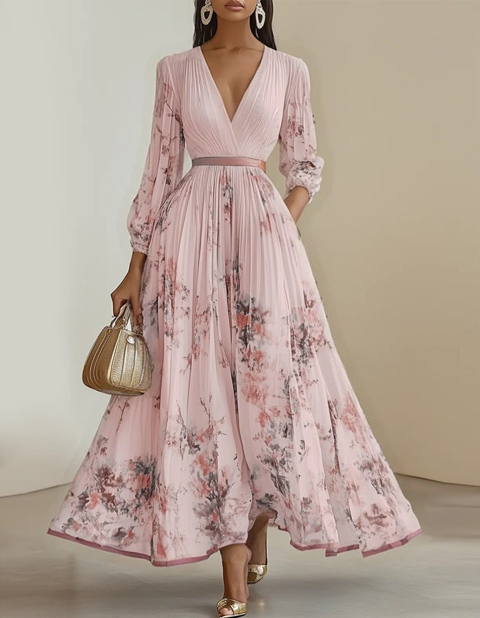 Vestido de chiffon creme gracioso com estampa floral aquarelada e saia plissada