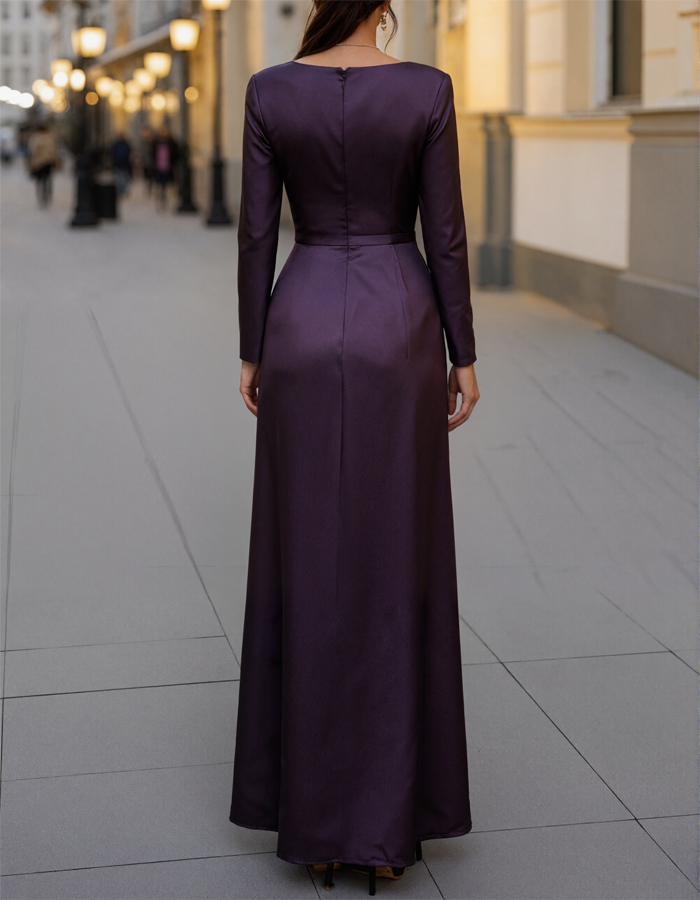 Rochie maxi din satin cu decolteu barcă