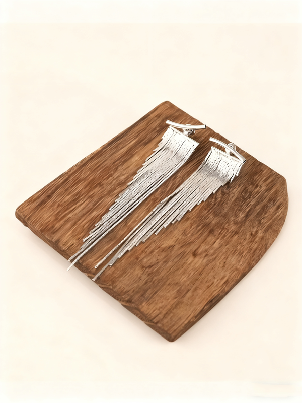 Boucles d'oreilles élégantes à pampilles avec design biseauté irrégulier