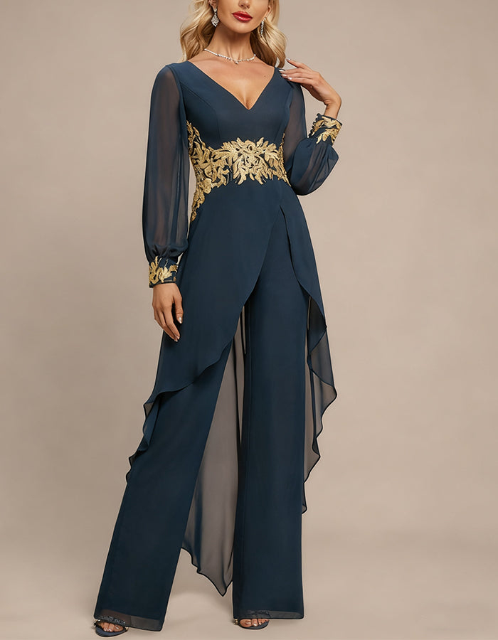 Tuta in chiffon blu con scollo a V