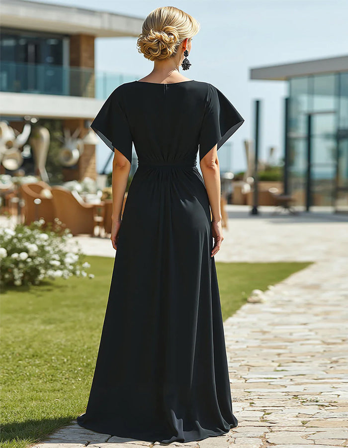 Vestido maxi de gasa negro con mangas cortas