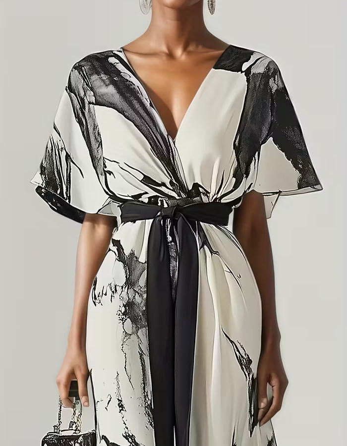 Modernes abstraktes Tintenmalerei-Maxikleid