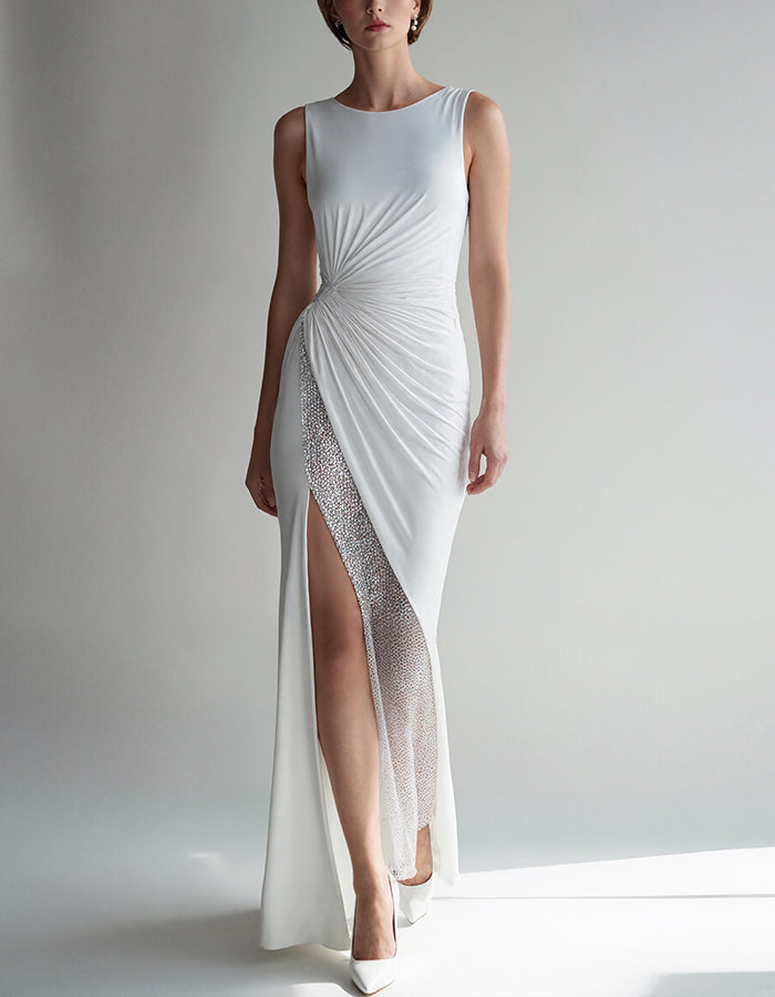 Rochie maxi albă, fără mâneci, cu gât rotund, mulată