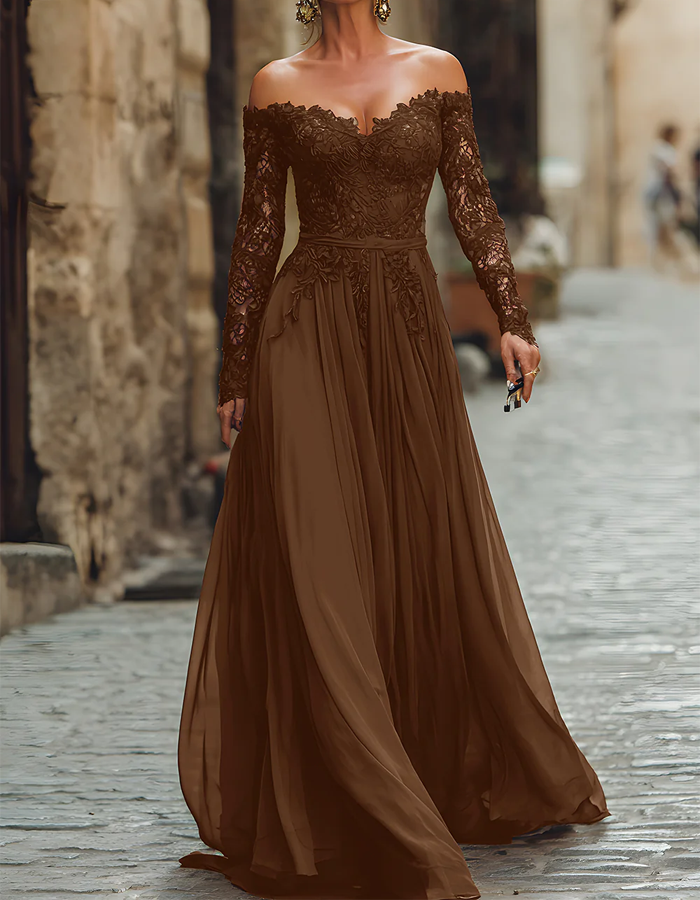 Rochie maxi din șifon cu dantelă și umeri goi
