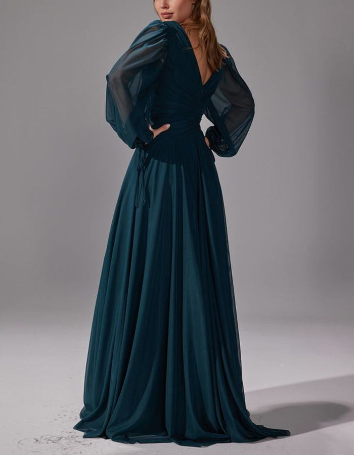 Vestido Maxi em Chiffon Aqua com Cintura Ajustada e Fenda