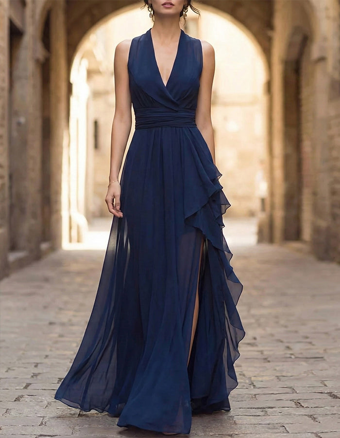 Vestido Maxi Azul Marinho em Chiffon com Decote Profundo em V e Camadas