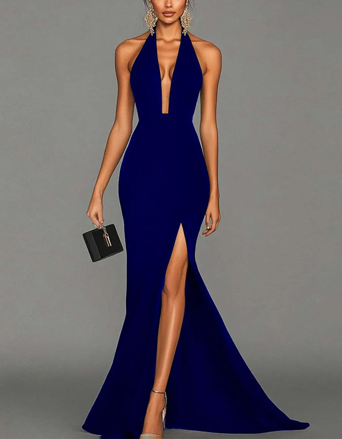 Vestido Maxi Preto com Gola Halter, Decote em V e Cauda Peixe com Fenda Alta