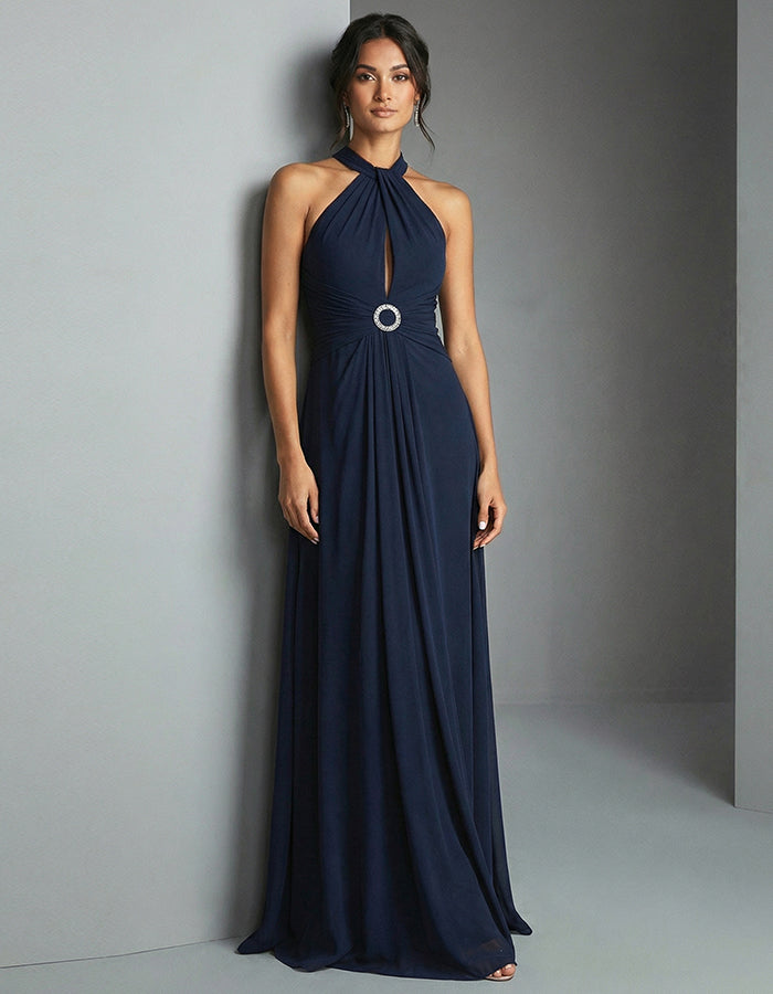 Rochie maxi bleumarin din șifon, cu guler halter și curea cu pietre strălucitoare la talie