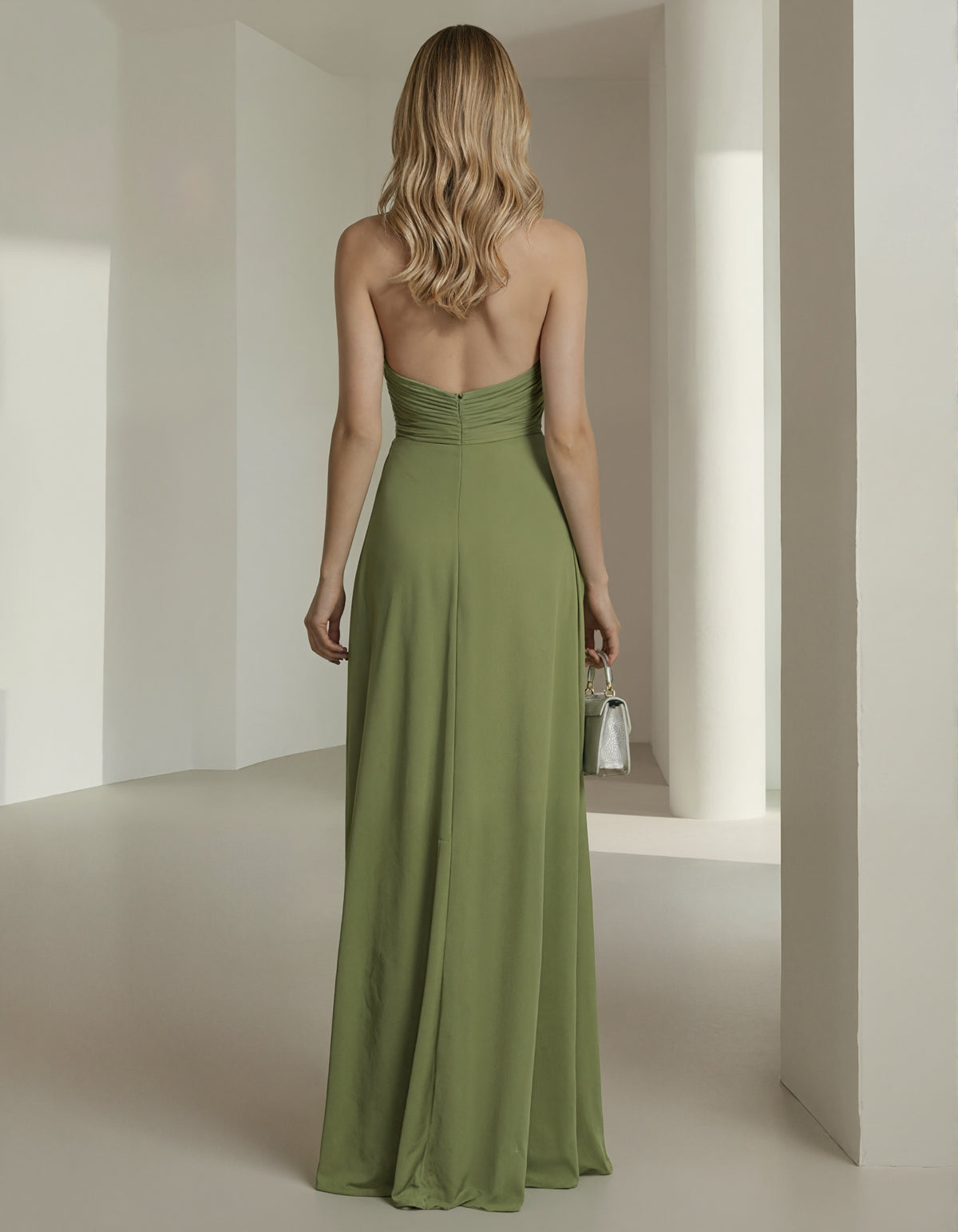 Olijfgroene chiffon maxi-jurk met halternek en 3D bloemen