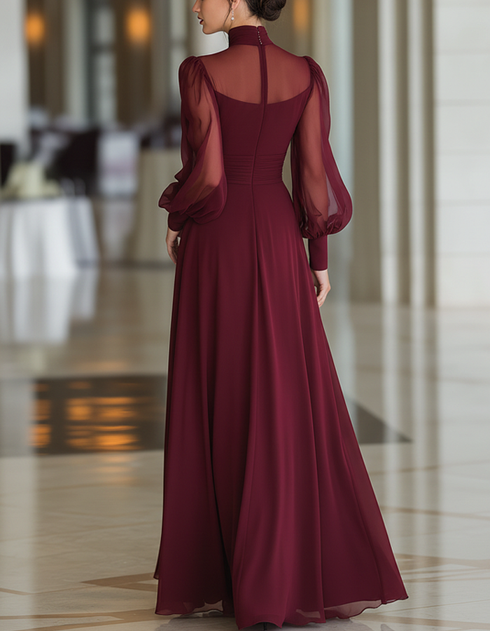 Abito lungo in chiffon bordeaux con collo alto
