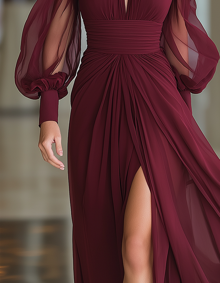 Abito lungo in chiffon bordeaux con collo alto