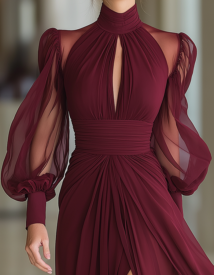 Abito lungo in chiffon bordeaux con collo alto