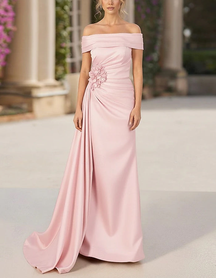Vestido largo de raso liso con hombros descubiertos y cola floral 3D