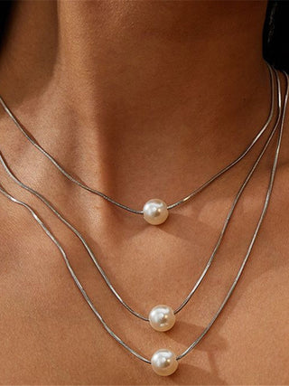 Collana geometrica a più strati con catena sottile a serpente e perle