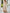 Maxikleid aus einfarbigem Satin mit Spitzenbesatz und 3D-Blumenverzierung
