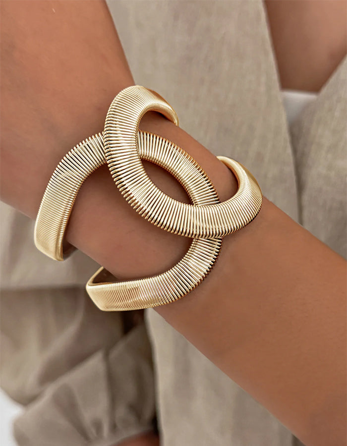 Design Conscious Cross Cut Striped Spring Clasp Bracelet