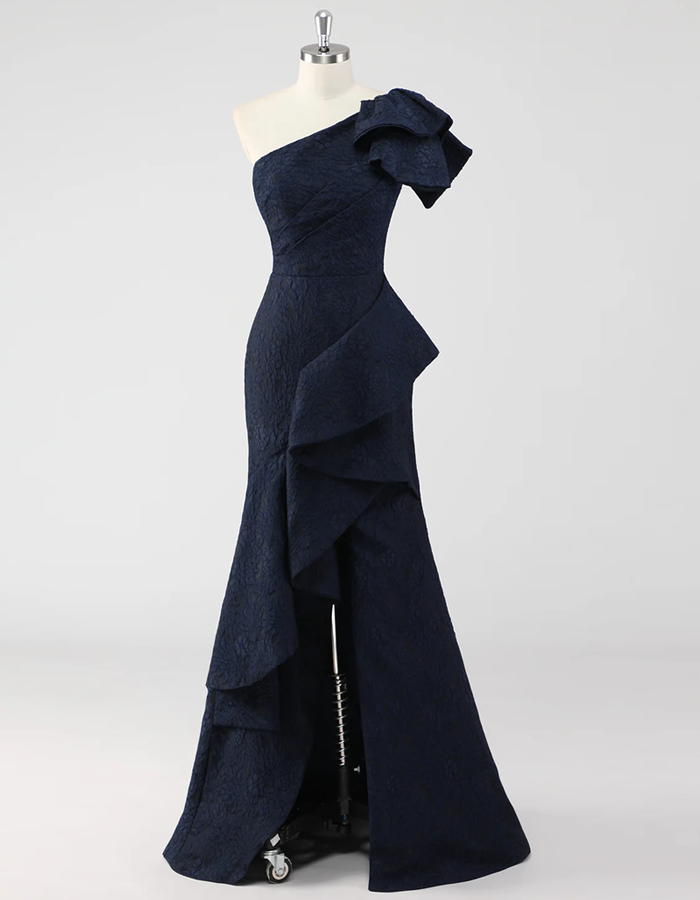 Robe longue sirène en jacquard à volants et une épaule nue
