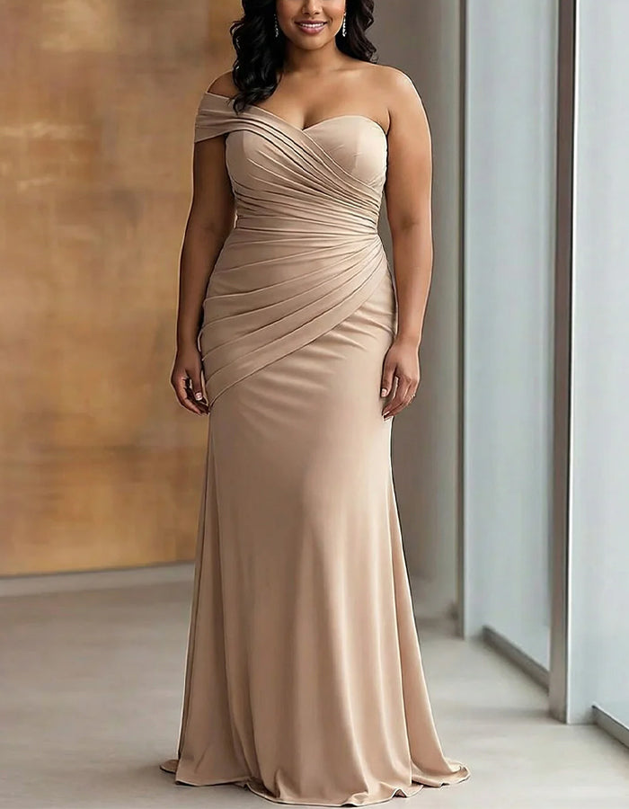 Rochie maxi mărimi mari nude, tricotată, drapată, cu un umăr și coadă de pește