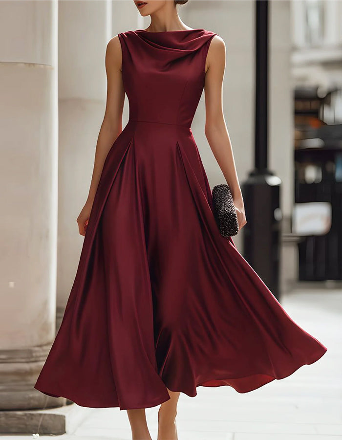 Vestido Midi Borgonha em Cetim Fosco com Decote Halter  