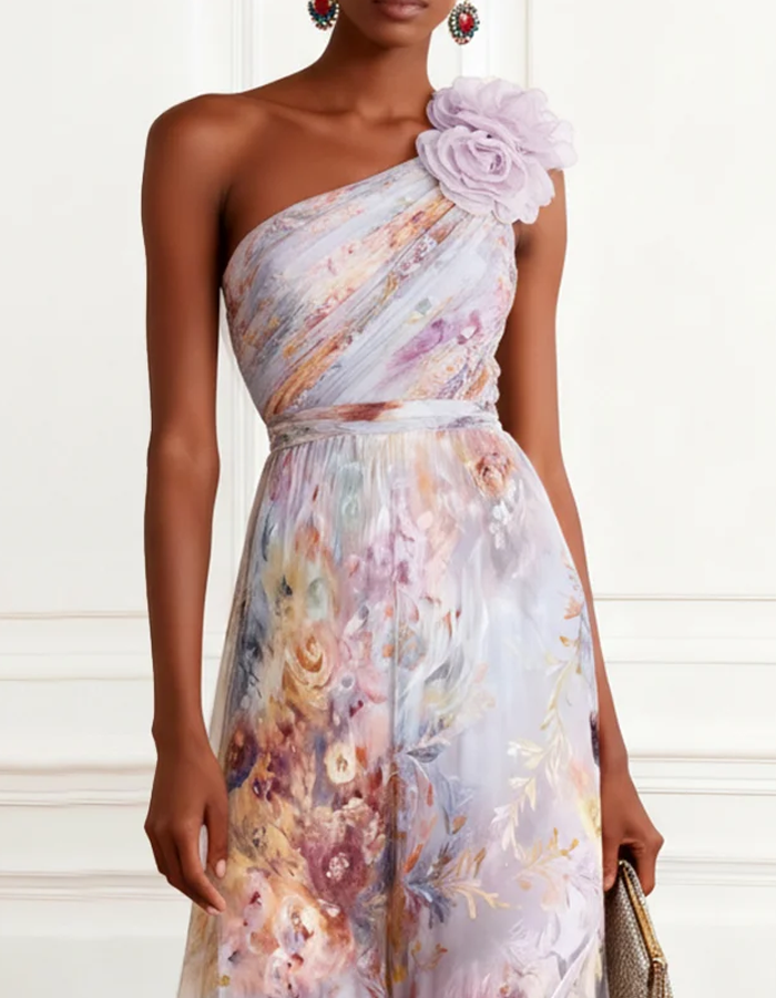Abito lungo in chiffon con spalla scoperta e stampa floreale acquerellata pastello