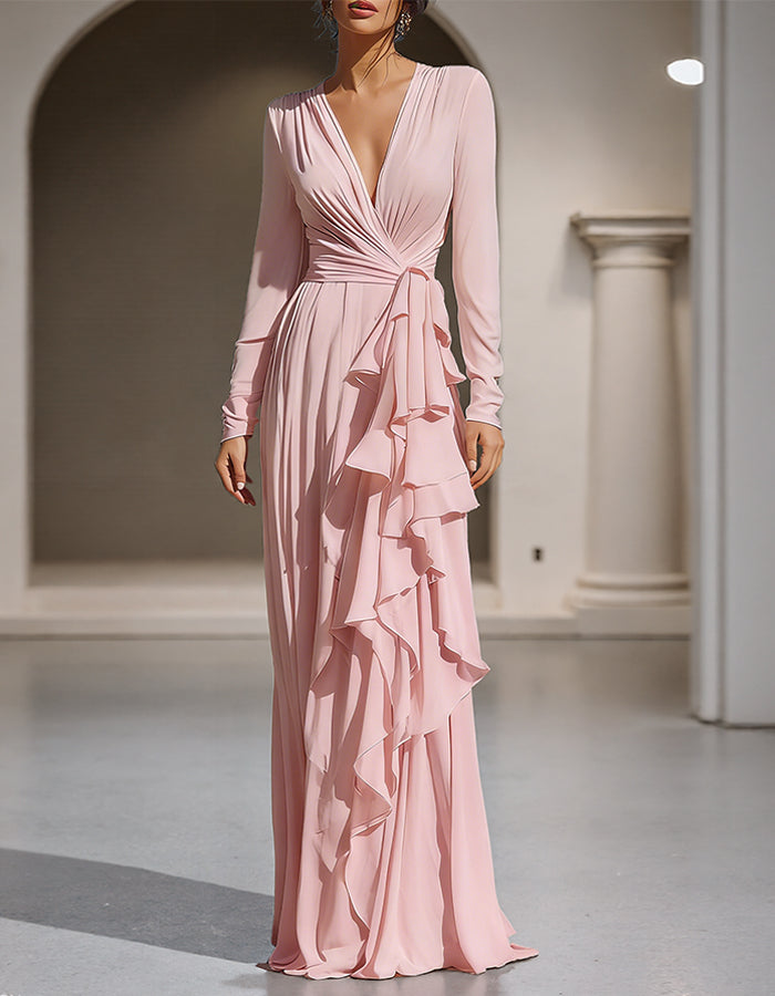 Vestido largo de chifón rosado con escote en V, mangas largas con volantes y drapeado