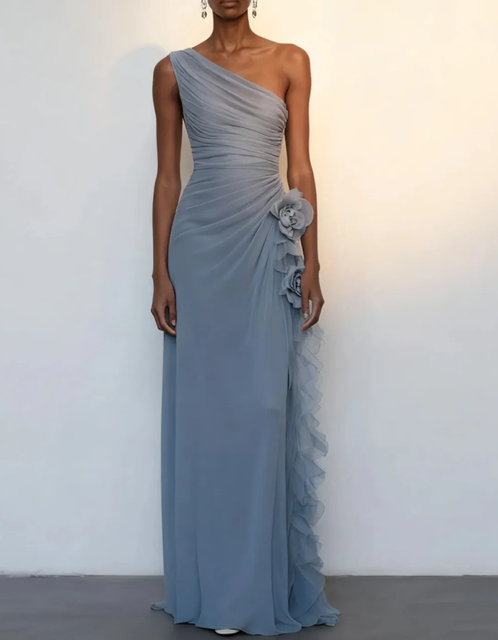 Abito lungo monospalla in chiffon con drappeggio e stampa floreale
