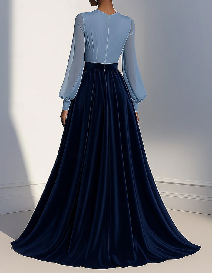 Abito lungo in chiffon blu con patchwork in raso
