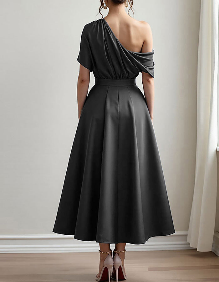 Rochie midi din satin verde măsliniu cu un umăr