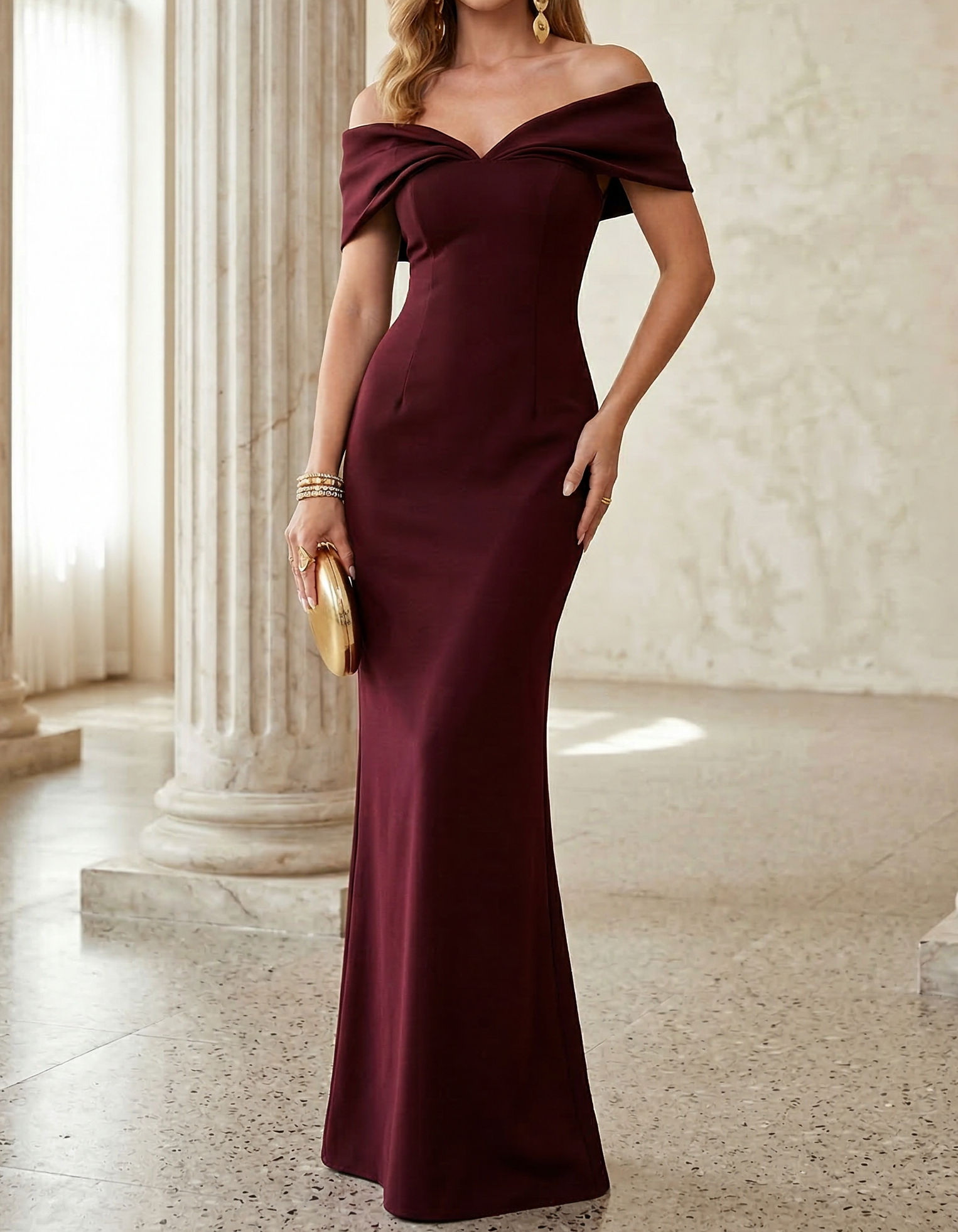 Vestido Maxi de Chiffon Borgonha com Cauda Peixe