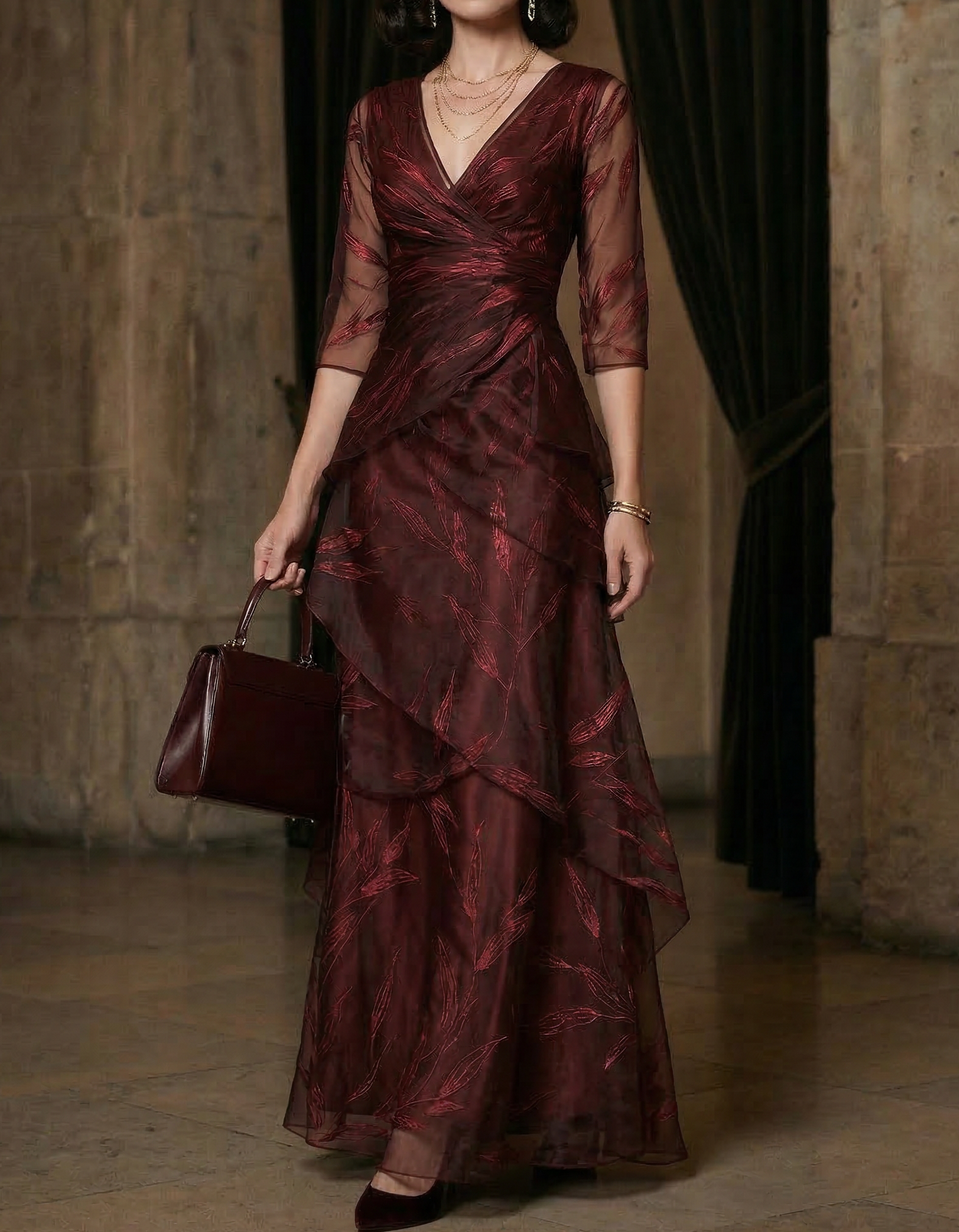 Chiffon Maxikleid in Burgunderrot mit Federstickerei