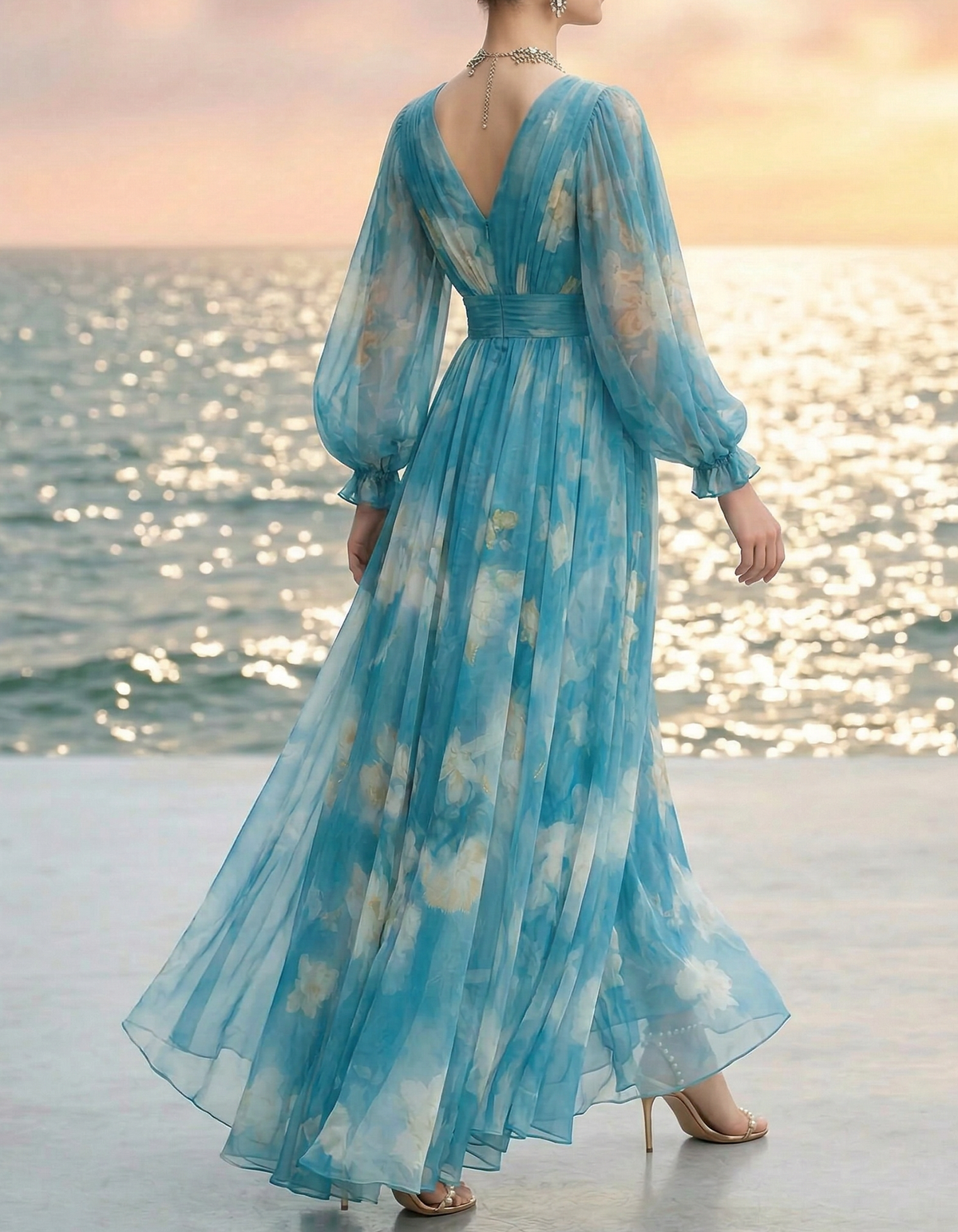 Vestido maxi de gasa azul con escote en V y estampado