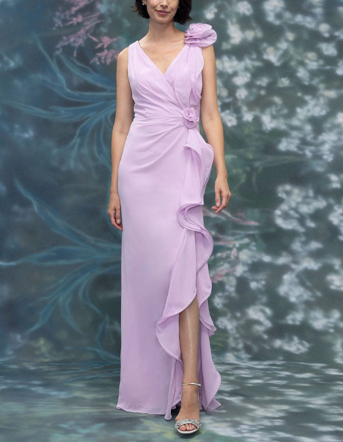 Vestido maxi de chiffon com folhos e flores 3D em cor sólida