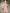Abito lungo in chiffon champagne con pizzo e scollo a V