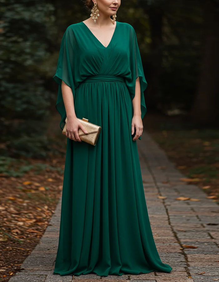 Rochie maxi verde închis cu decolteu în V și mâneci tip pelerină din chiffon