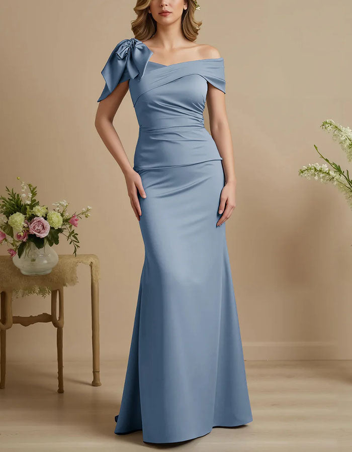 Vestido Maxi Azul Ombro a Ombro de Cetim com Cauda de Peixe  