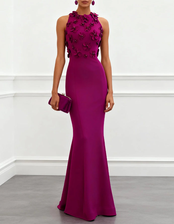 Vestido Maxi Ameixa com Flores 3D, Cauda de Peixe e Decote Halter  
