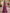 Robe longue en satin rose pâle à épaules dénudées  