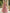 Einfarbiges Maxikleid aus plissiertem, geschichtetem Chiffon mit einer Schulter  