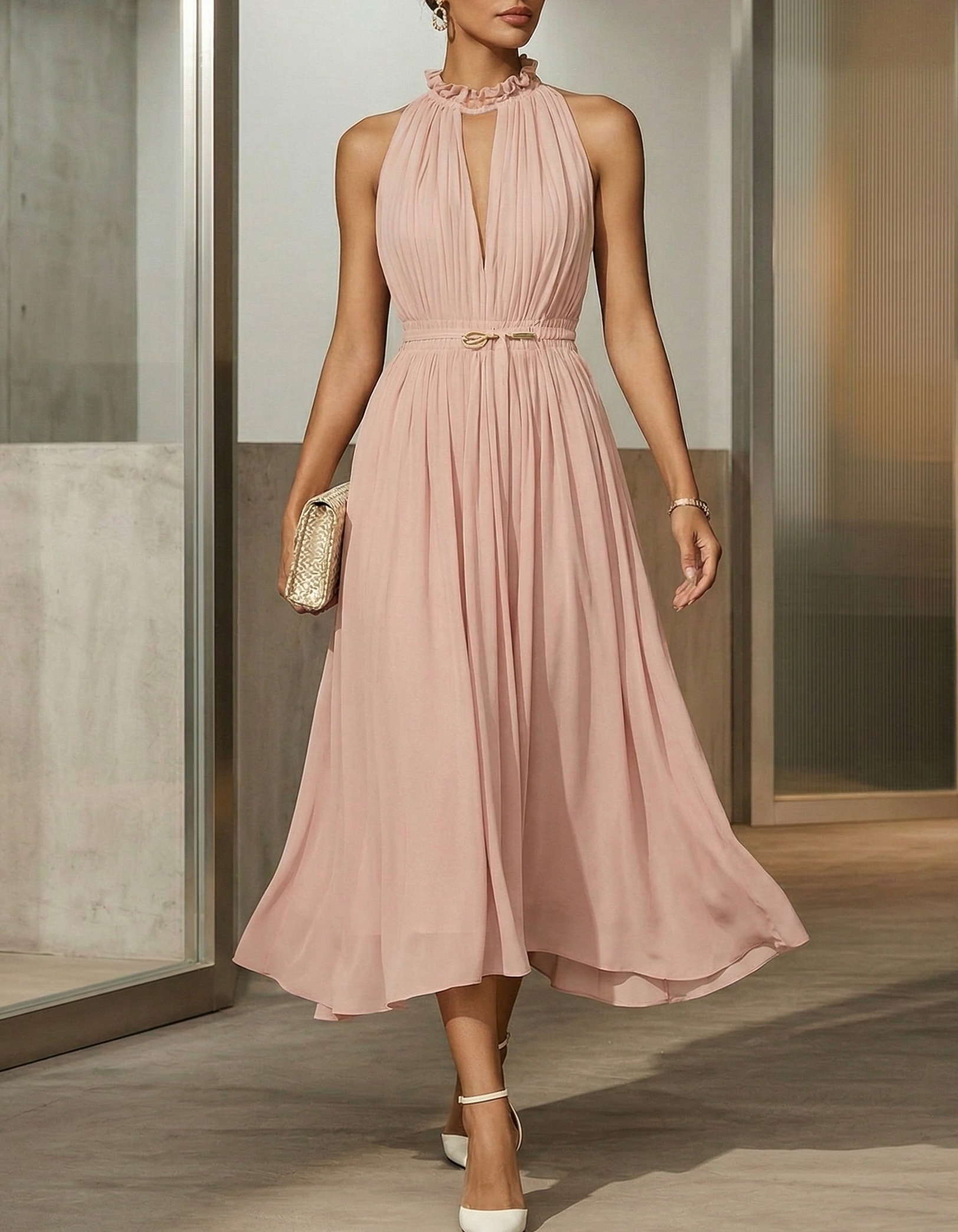 Vestido midi línea A con cuello halter y cintura ajustada en gasa rosa  