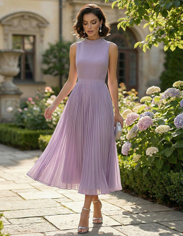 Rochie midi mov taro cu guler în picioare, talie cambrată și plisată din chiffon