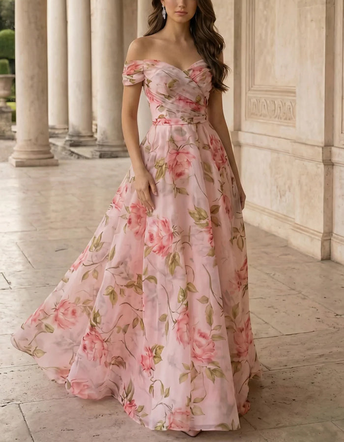 Abito lungo in chiffon con stampa floreale e spalle scoperte