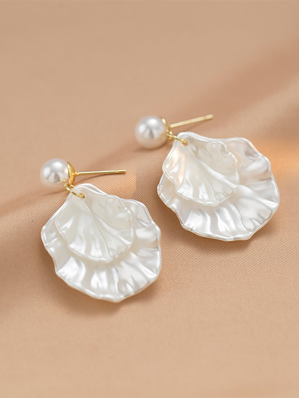 Scallop Earrings