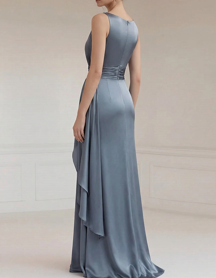 Vestido Maxi Envelope Drapeado em Cetim com Decote Profundo em V
