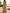 Maxikleid aus Chiffon in Pink mit Rosenprint, schulterfreiem Schnitt, 3D-Blumen und taillierter Taille