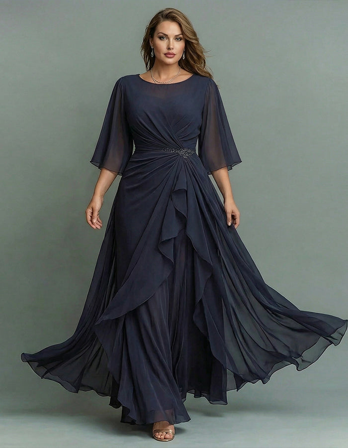 Abito lungo in chiffon blu navy con scollo rotondo, applicazioni e volant attorcigliati