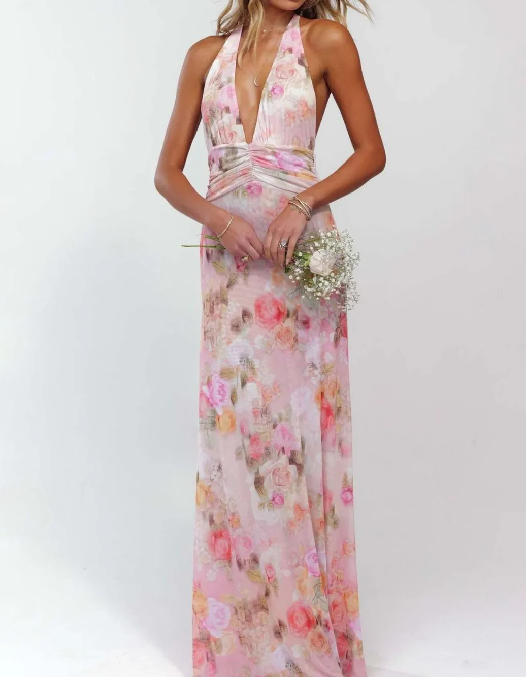 Vestido Halter Extra Longo em Chiffon Rosa Claro Estampado com Alças de Amarrar