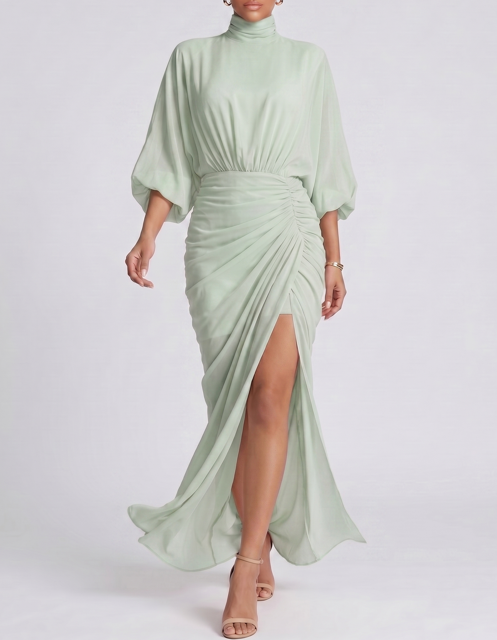 Vestido maxi de gasa con cuello alto, mangas abullonadas y abertura