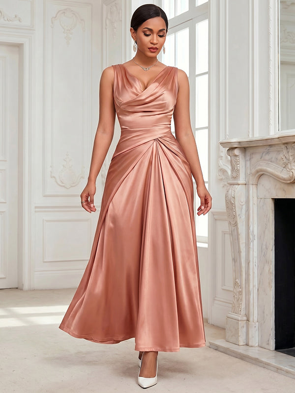 Robe longue en satin rose pâte de haricot rouge à col avec taille torsadée  